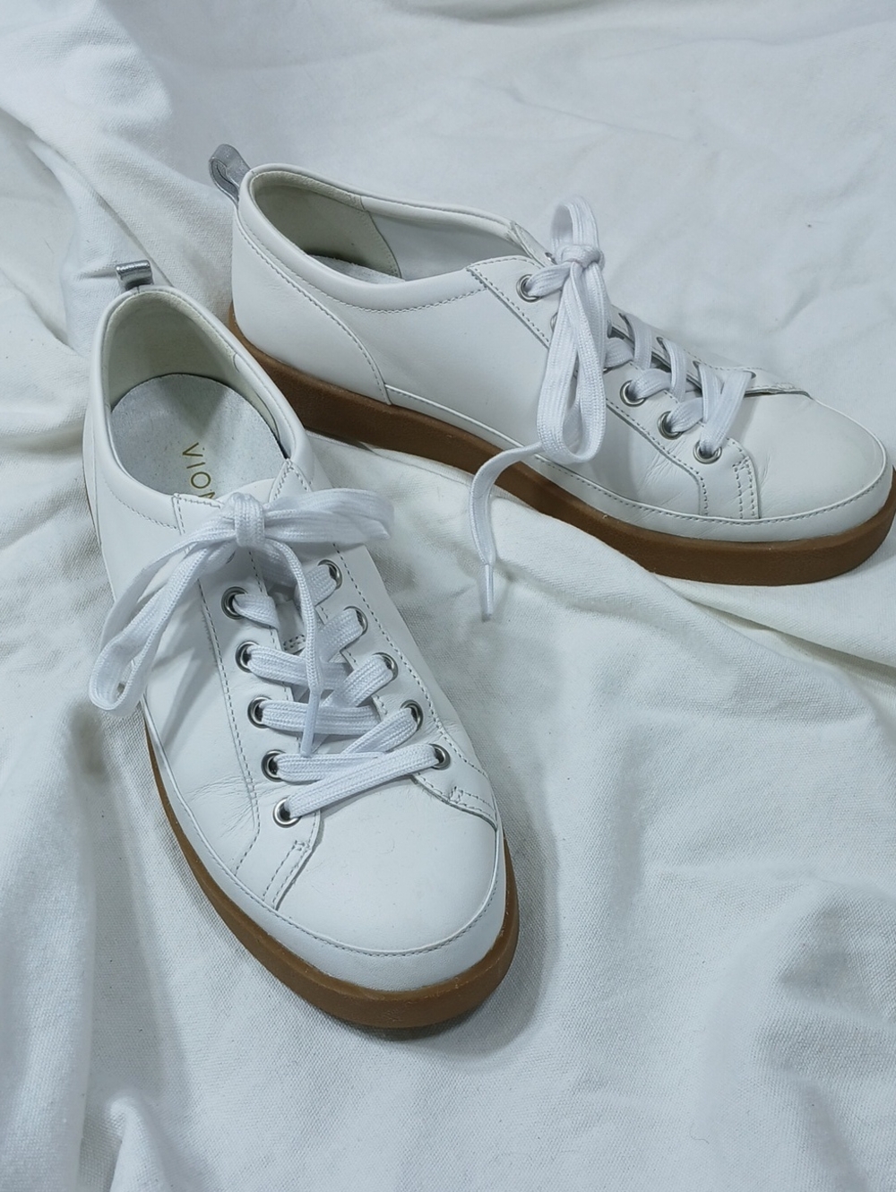 Vionic White Lace-Up LEATHER Sneakers with Gum Platform Sole